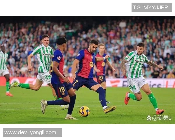 比VS巴萨的对决分析与精彩瞬间回顾，谁能在这场较量中脱颖而出